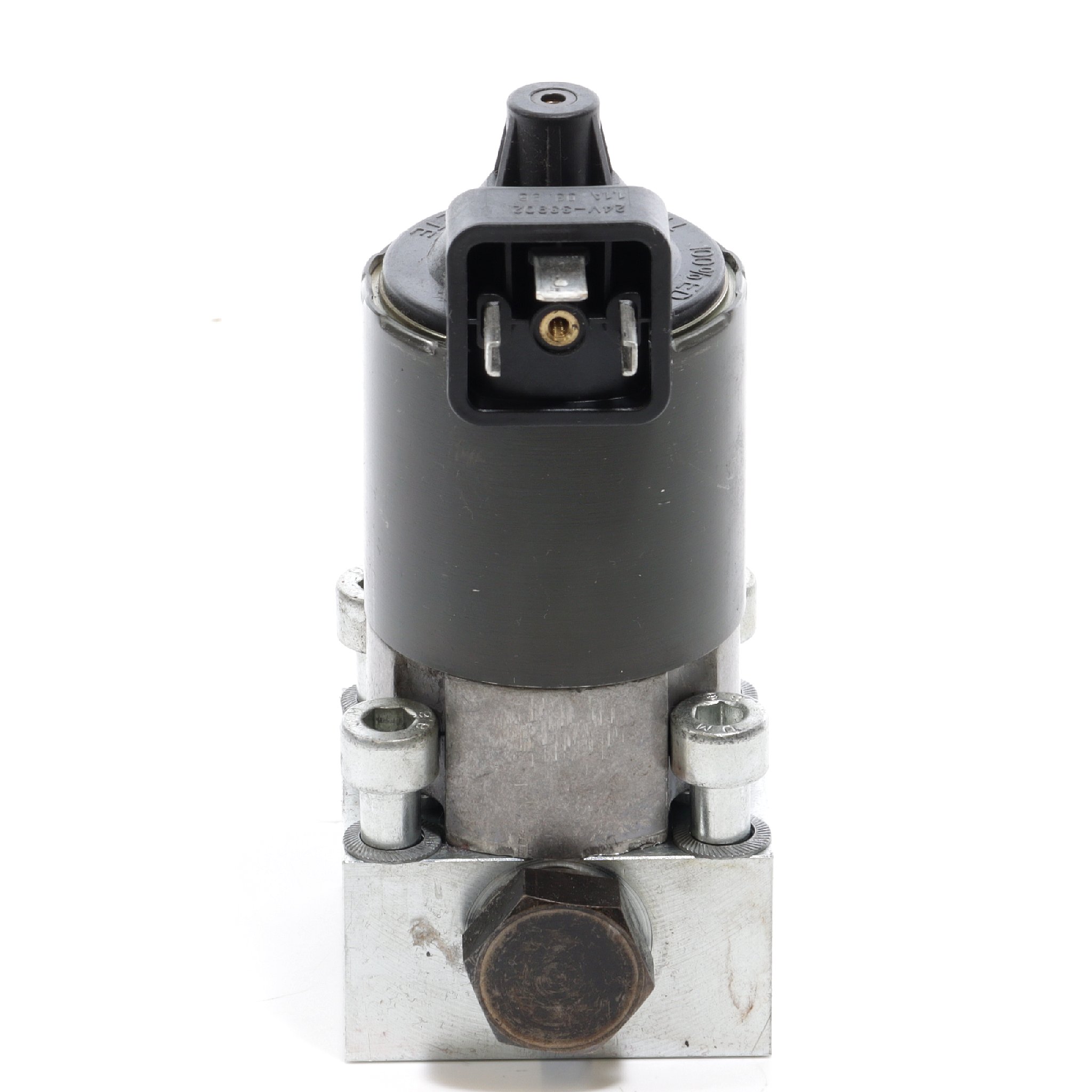 Hydraulic directional control valve  Used